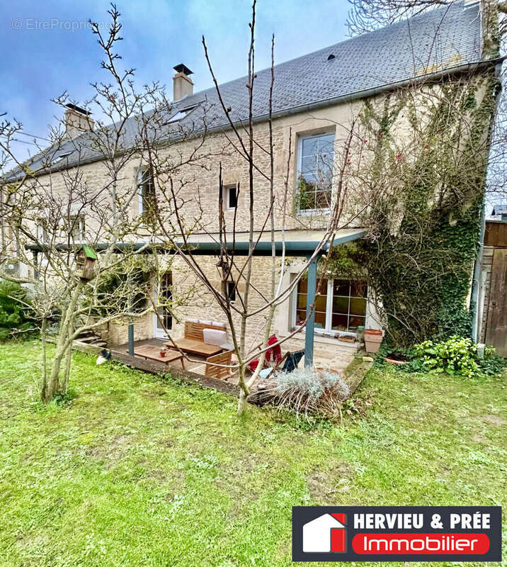 Maison à CRESSERONS