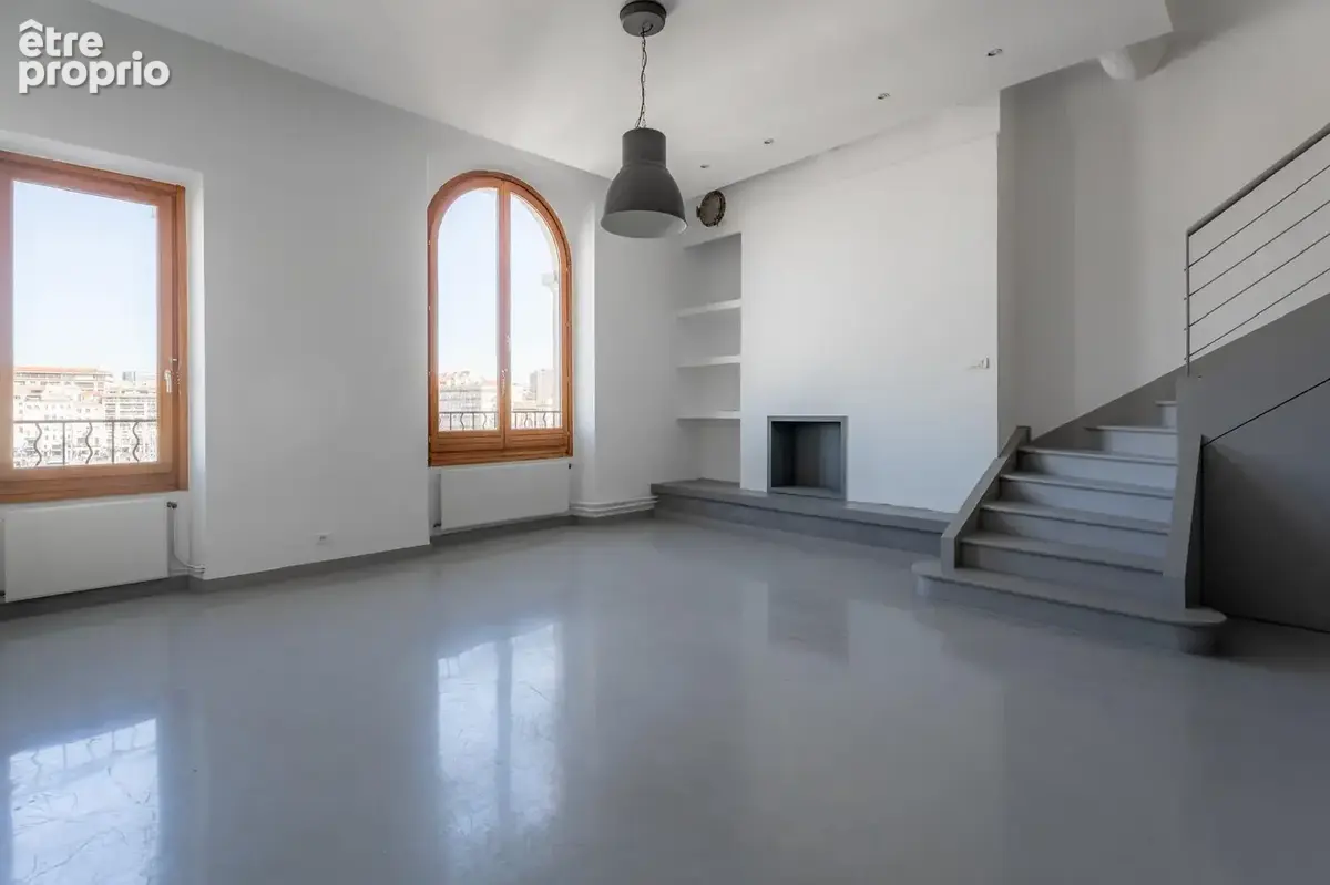 Appartement à MARSEILLE-7E