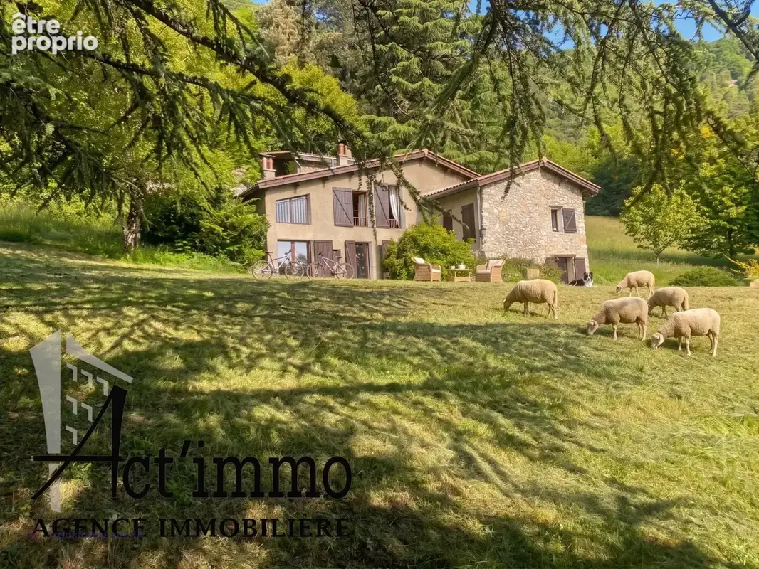 Maison à CLAIX