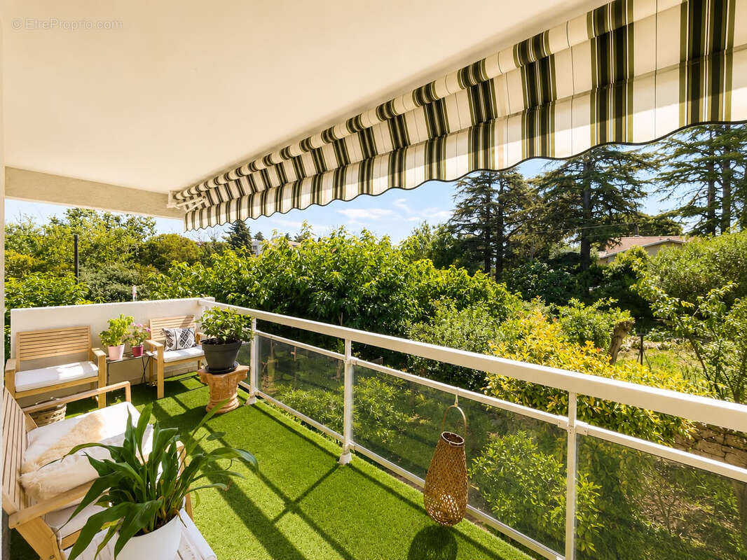 T3 de 69 m2 avec terrasse, garage   La Serinette, Toulon - photo 2