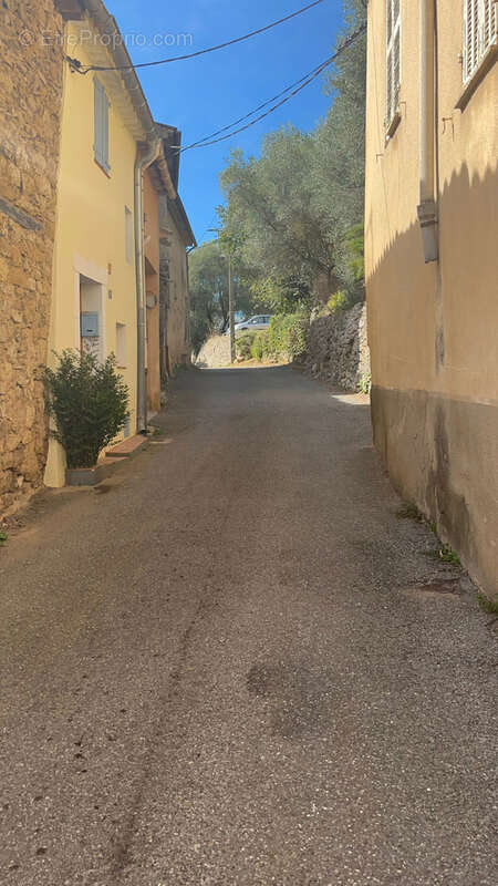 Maison à CAMPS-LA-SOURCE