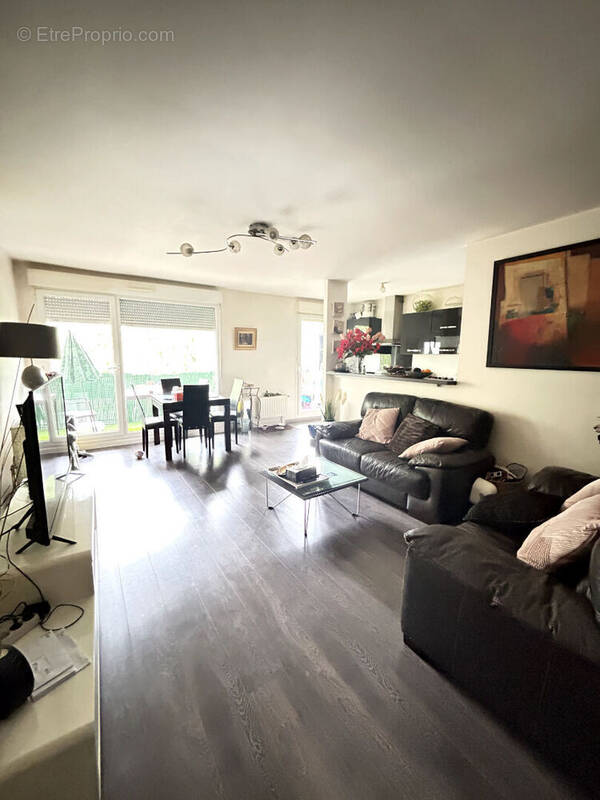 Appartement à GENNEVILLIERS