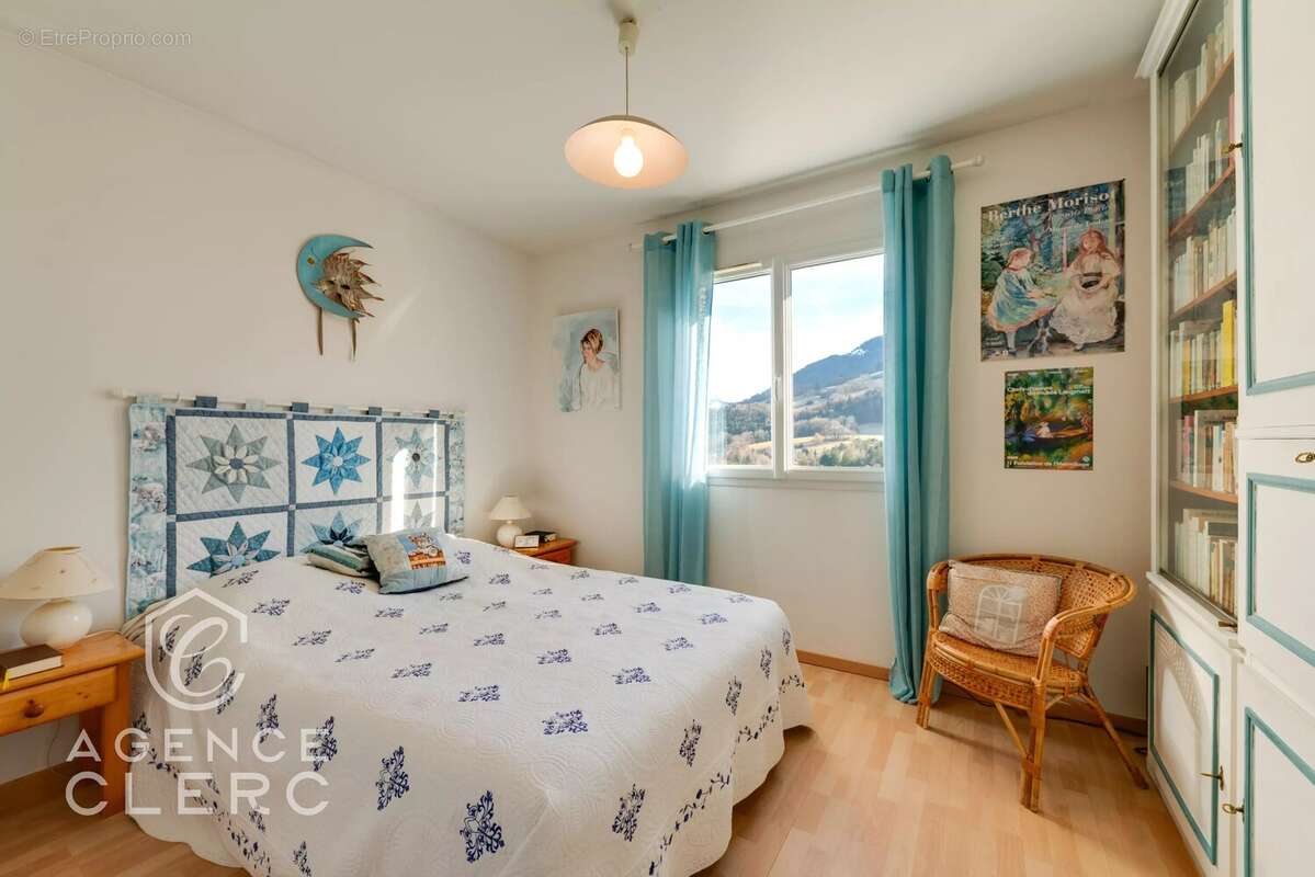 Maison à MENTHON-SAINT-BERNARD