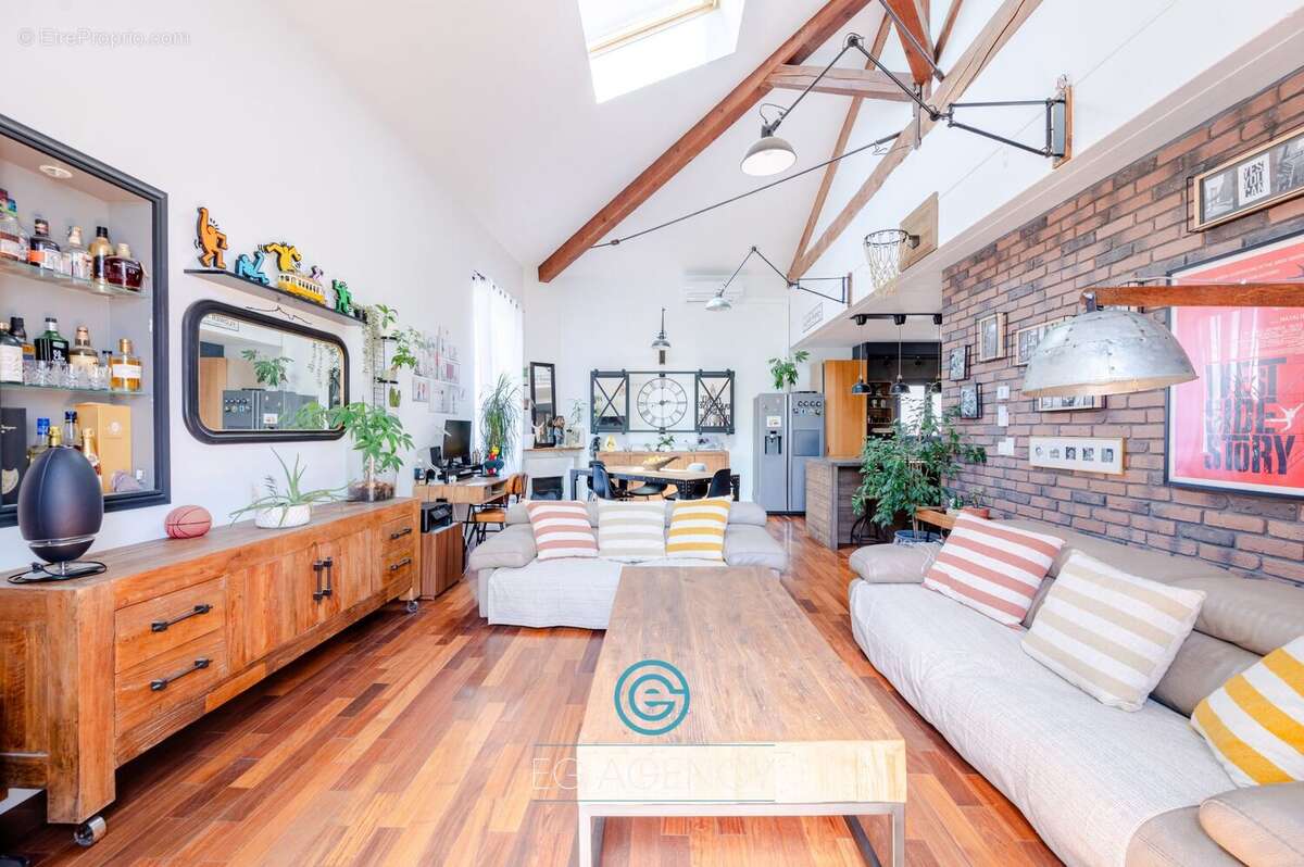 Appartement à MARSEILLE-12E