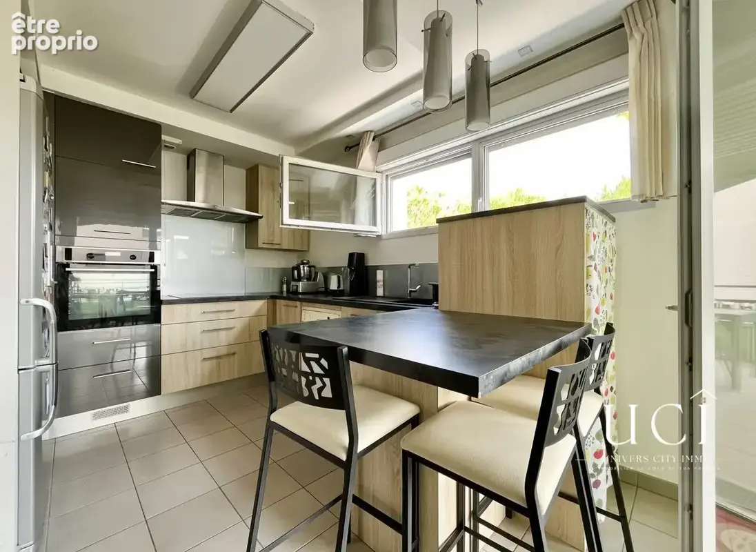 Appartement 65 m² à Angers  - photo 2