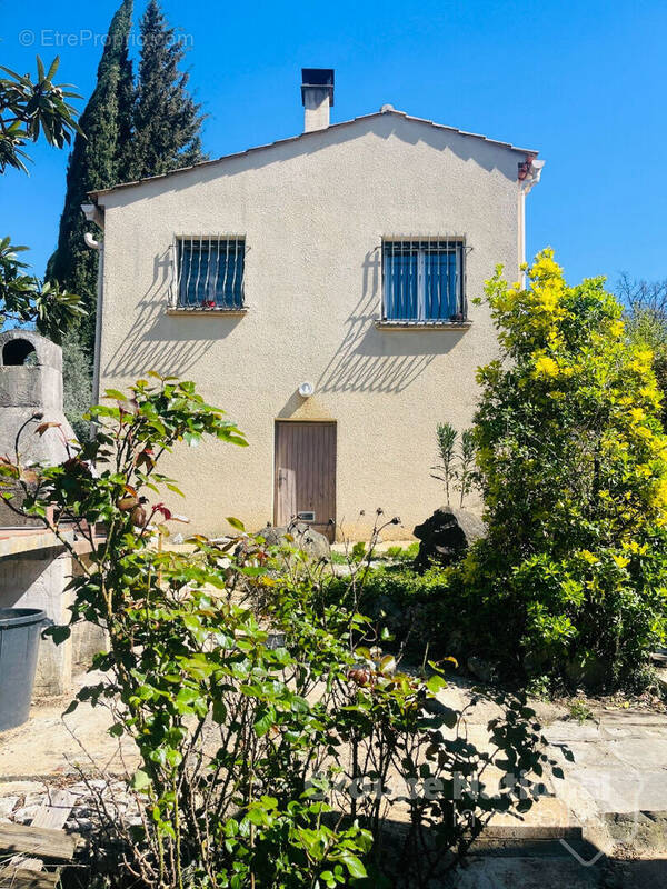 Maison à SAINT-ANDRE-DE-ROQUEPERTUIS