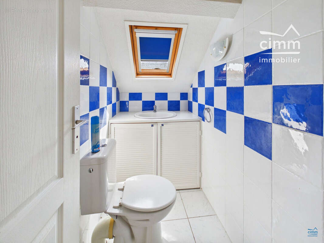 Maison 124 m² à Longue-Jumelles  - photo 9