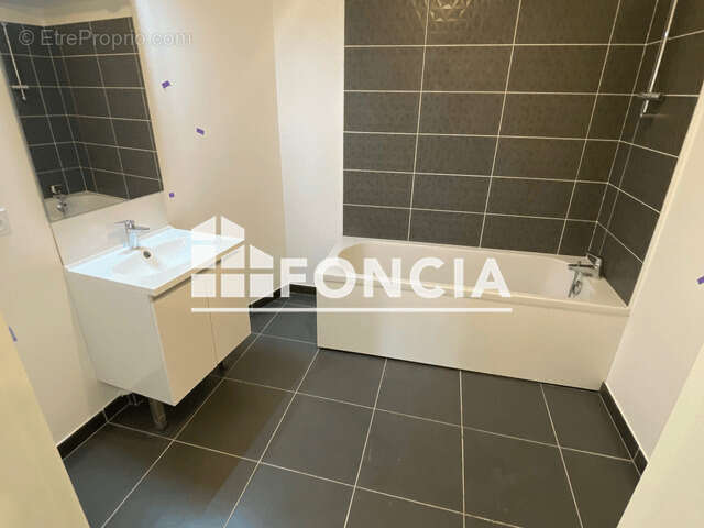 Appartement à DAMMARIE-LES-LYS