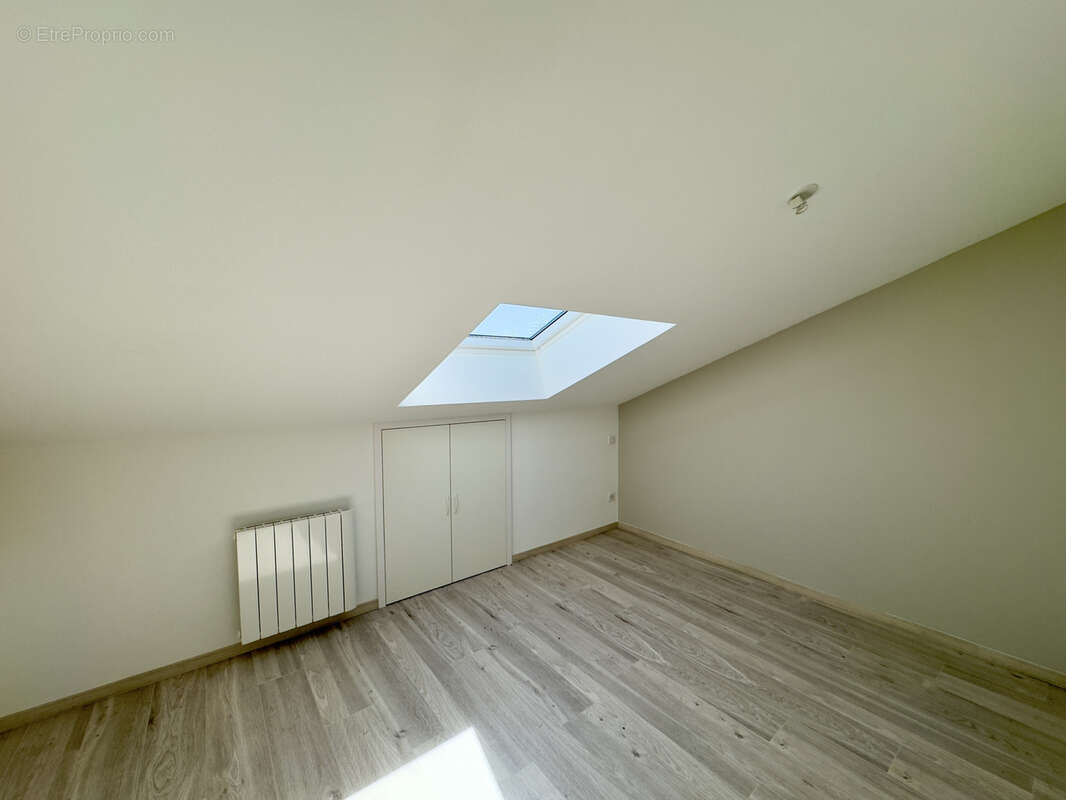 Appartement à CHARNOZ-SUR-AIN