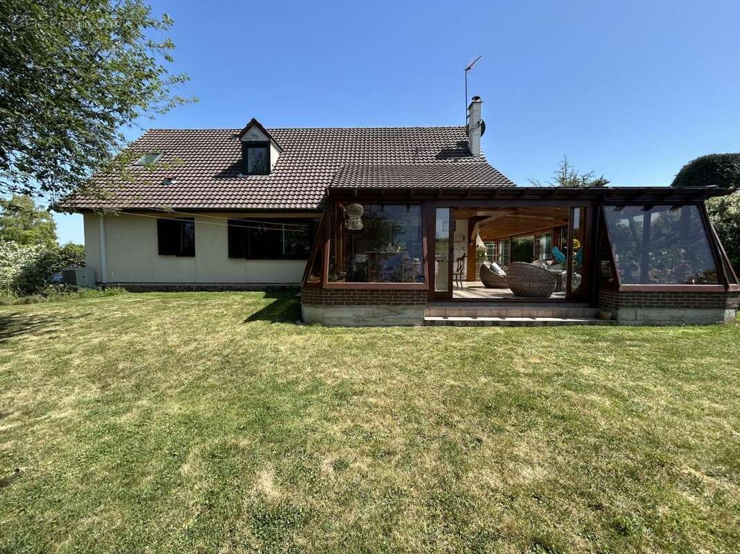 Maison 205 m² à Paillencourt  - photo 2
