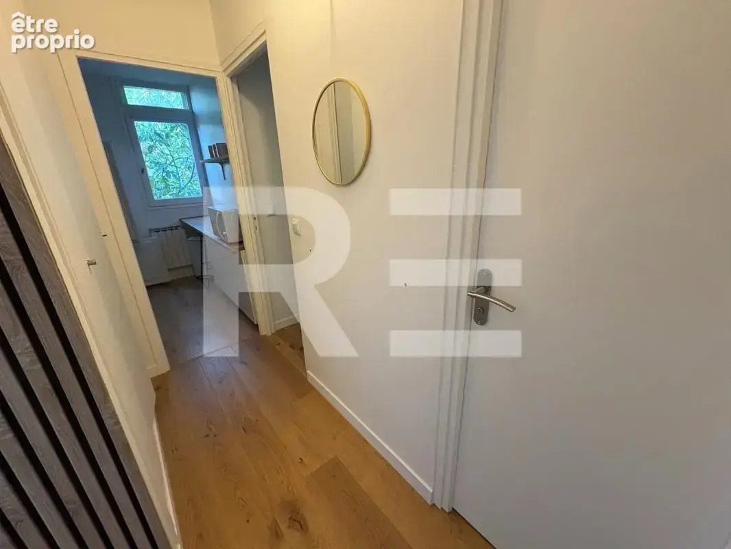 A vendre appartement renove dans le centre ville de nimes - photo 4