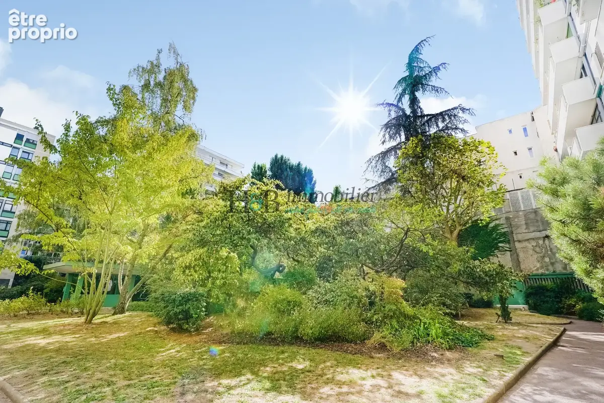 Saint-Fargeau   3 pièces entièrement rénové au calme sur jardins avec parking et cave - photo 12