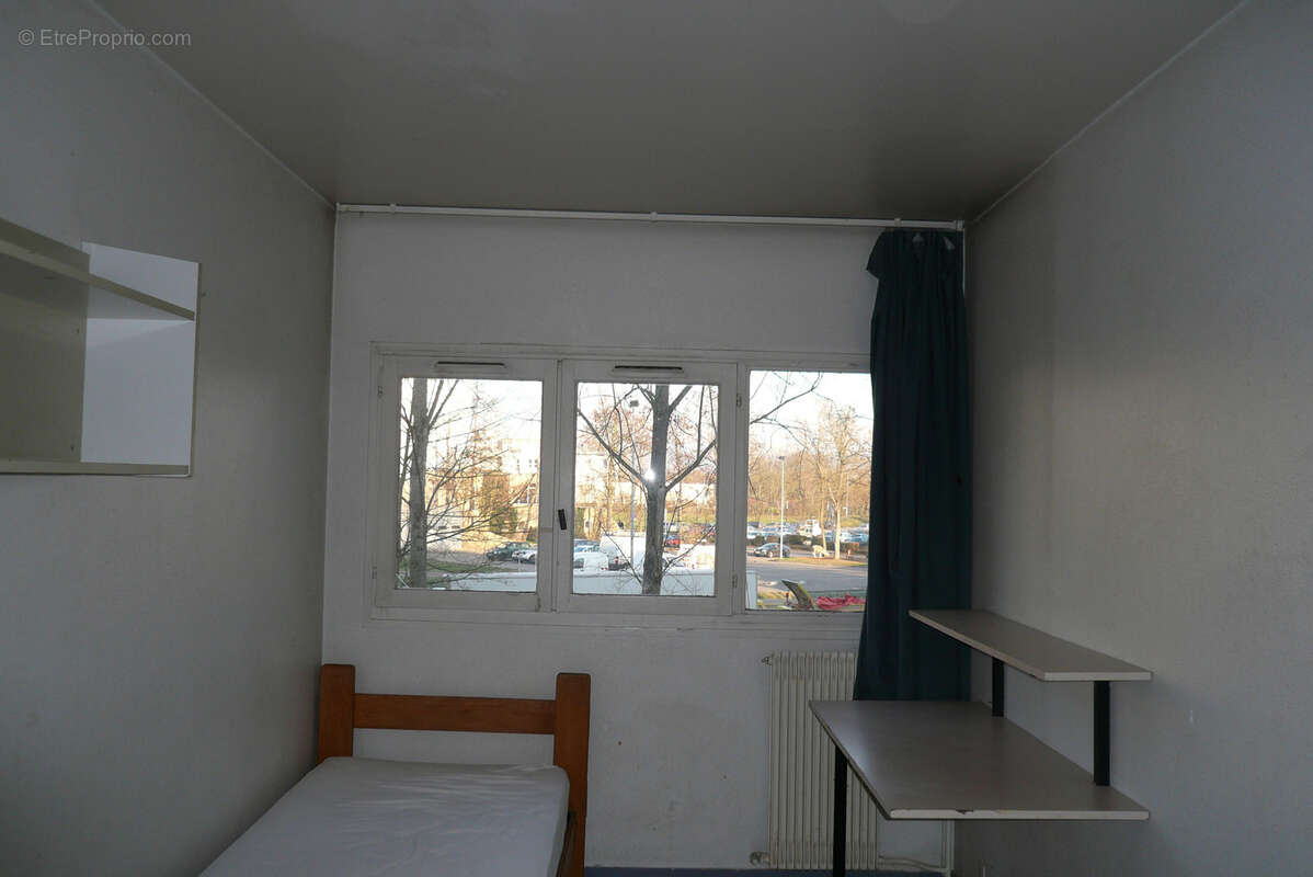 AFFAIRE  bâtiment de 11000m sur 9042m2 de terrain - photo 6