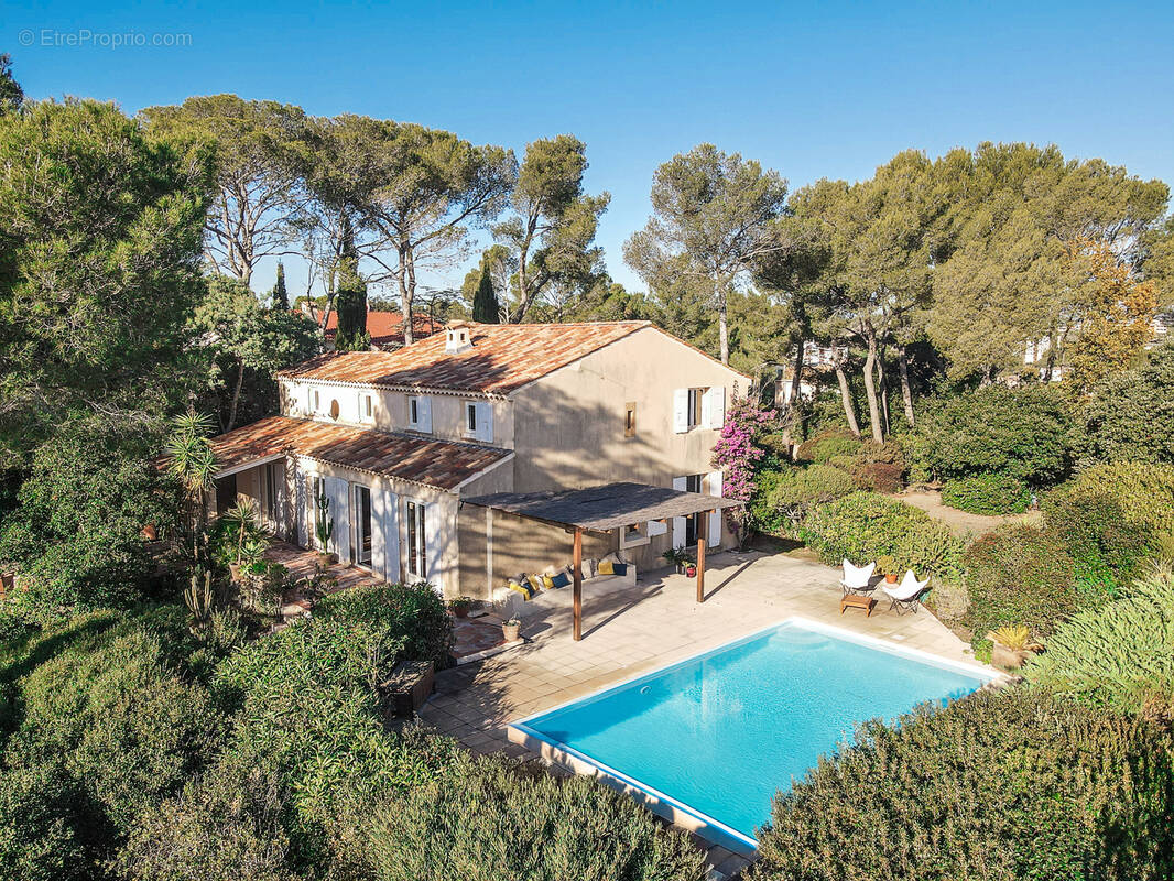 Maison à SAINT-RAPHAEL