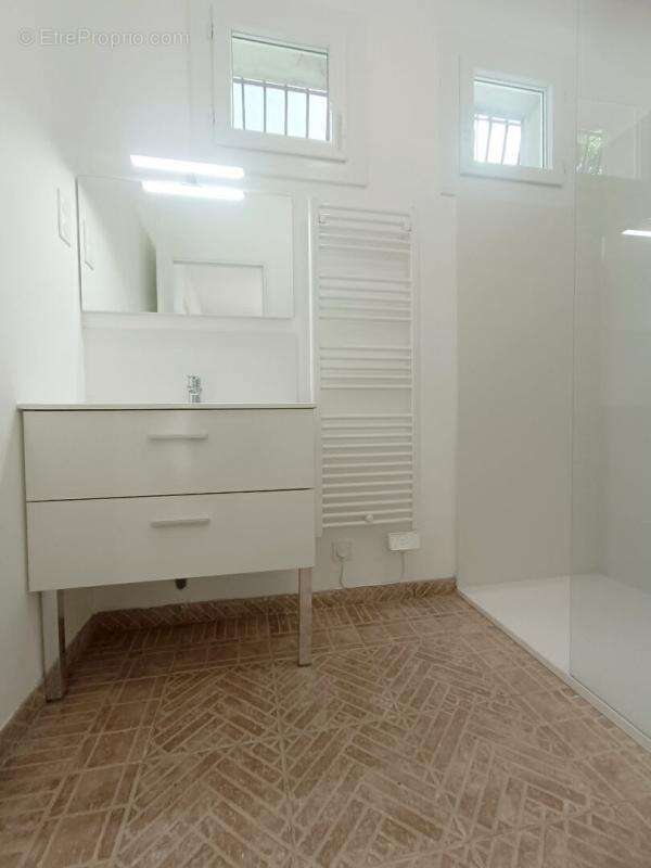 Maison Saint Chamas 4 pièce(s) 80 m2 avec JARDIN ET COURS - photo 13
