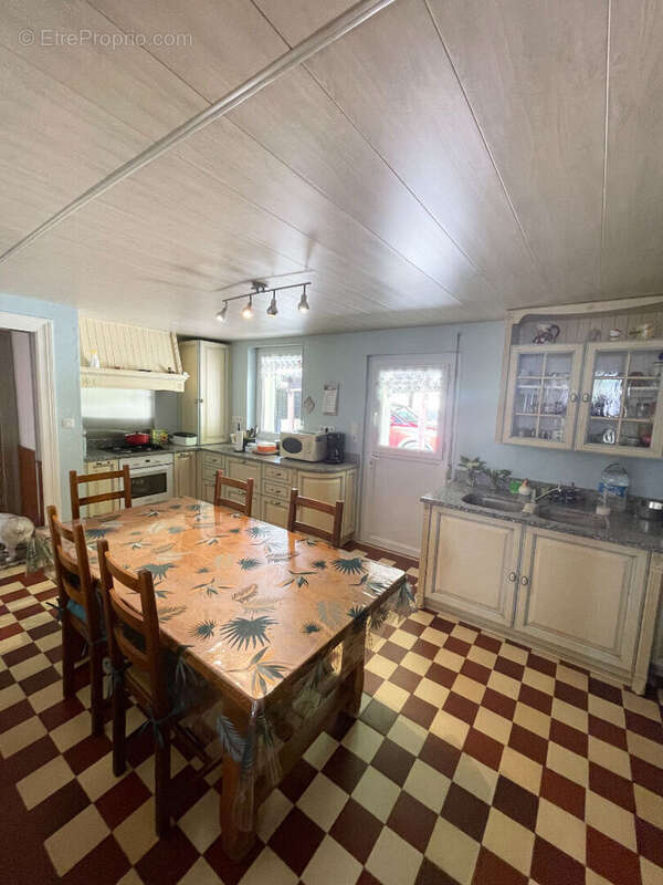 Maison à FLAVIGNY-LE-GRAND-ET-BEAURAIN