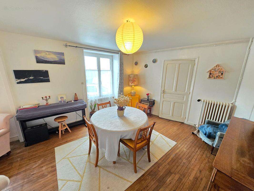 Maison 200 m² à Etel  - photo 2