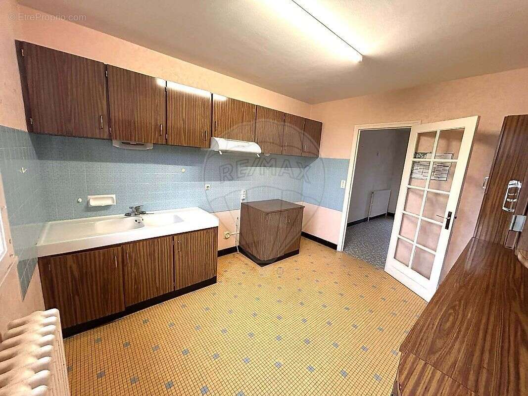 Maison à LA GUERCHE-SUR-L&#039;AUBOIS