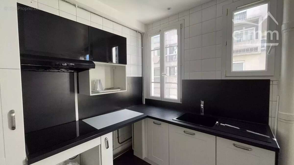 Appartement à PARIS-19E