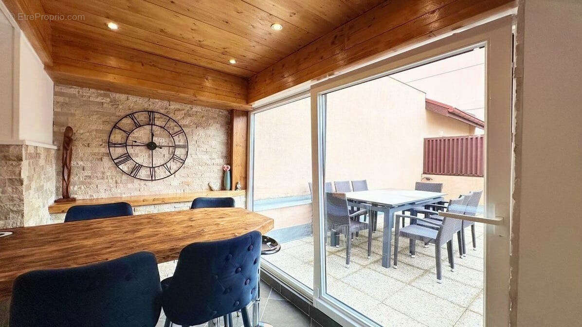 Appartement à SAINT-PIERRE-EN-FAUCIGNY