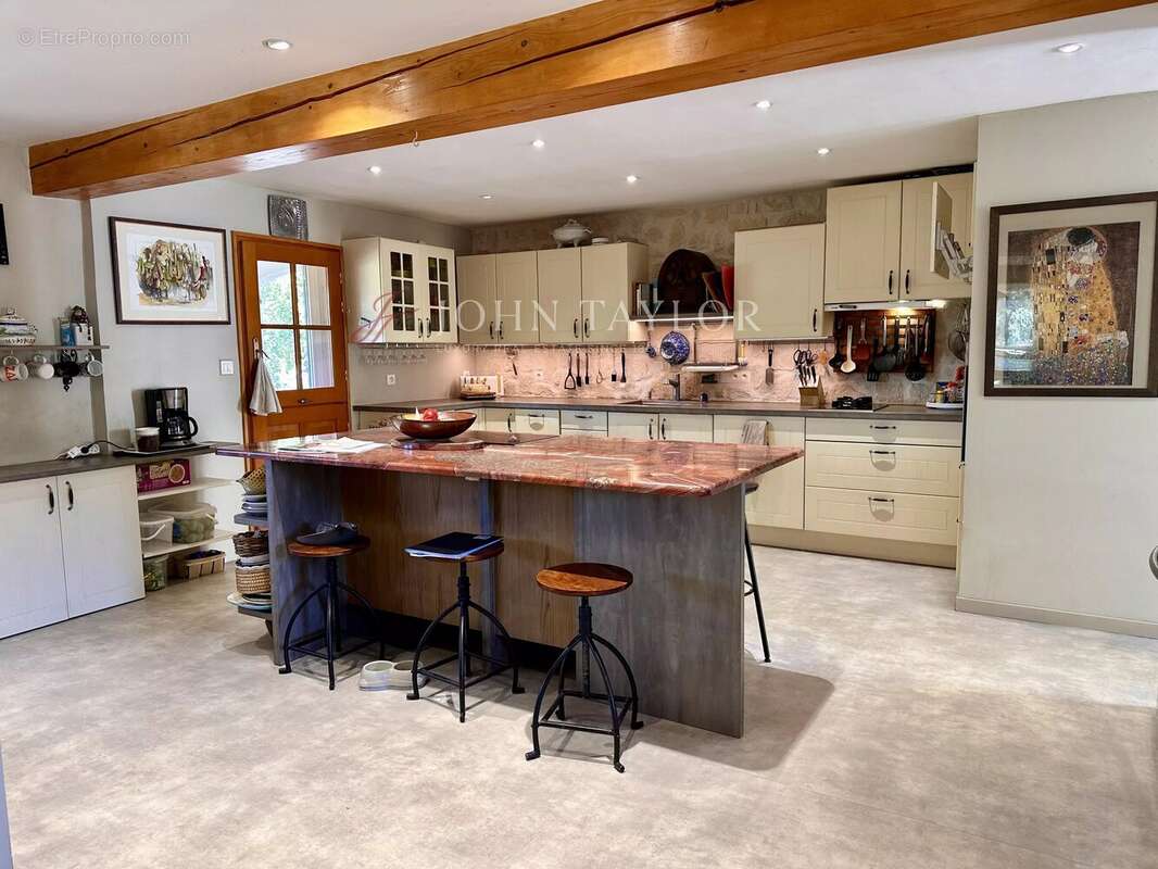 Maison à CHEVAL-BLANC