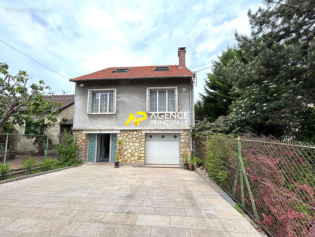Maison à BEZONS