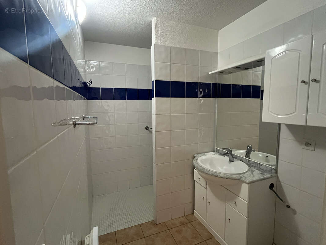 Maison à LA CALMETTE