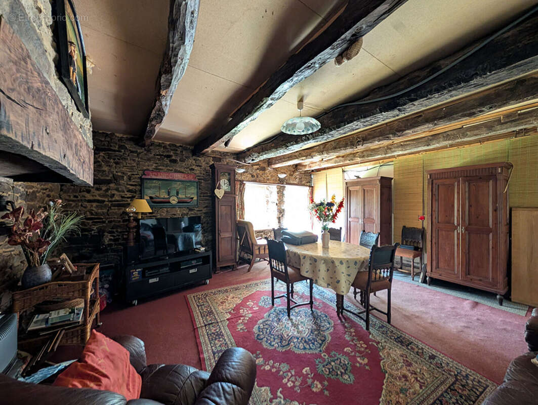 Maison à LA BOUSSAC