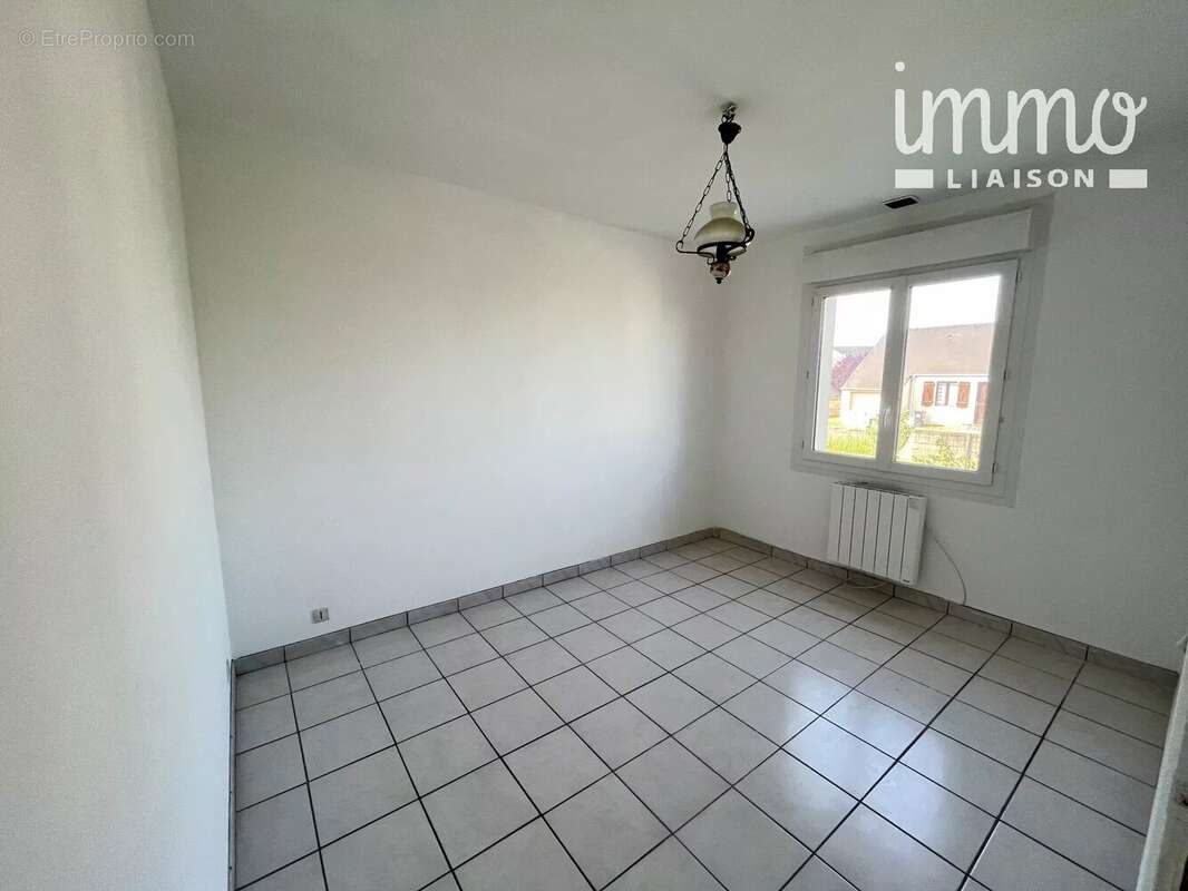 Maison à LES TOUCHES