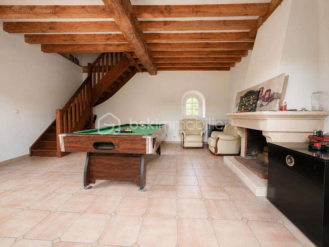 Maison à EPERNON