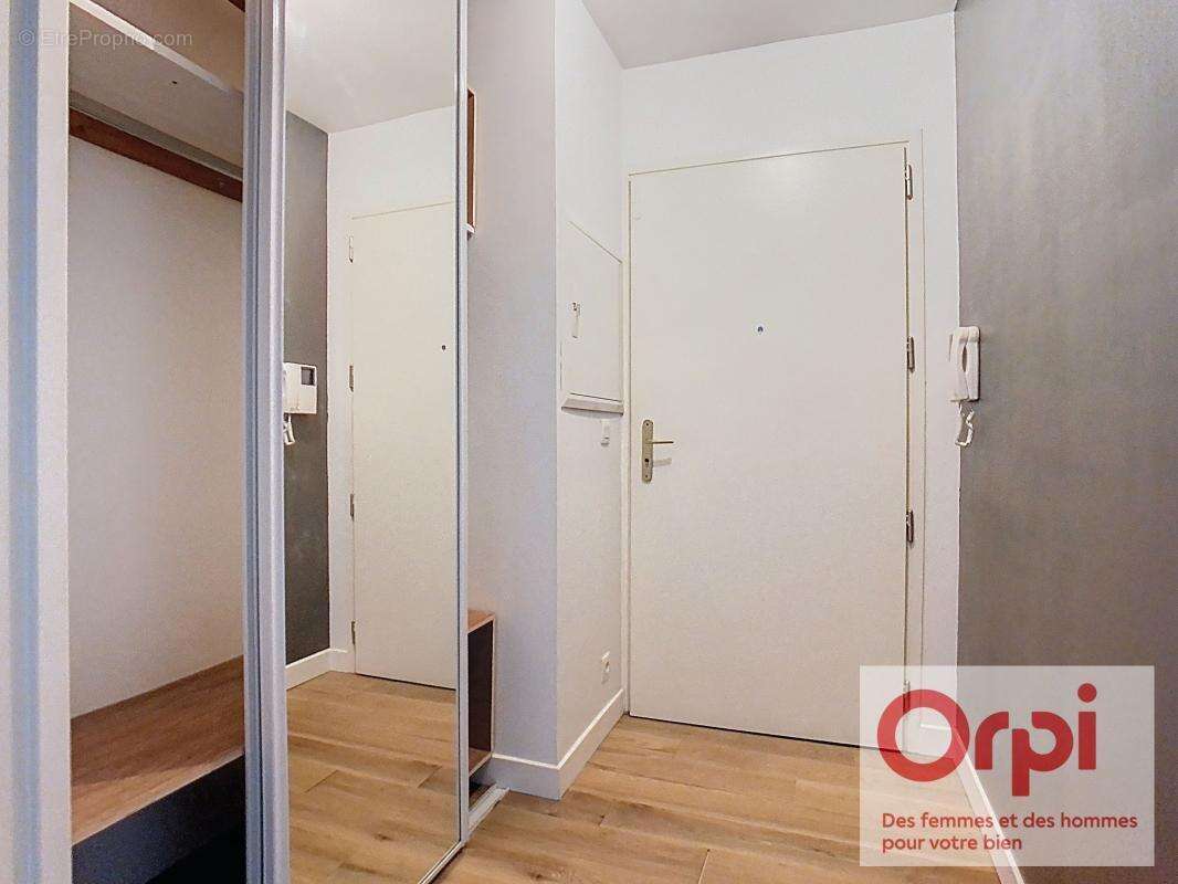 Appartement à ISSY-LES-MOULINEAUX