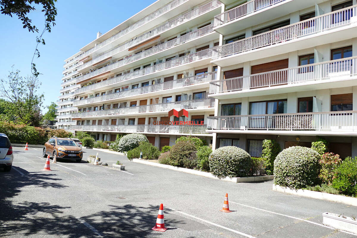 Appartement à RUEIL-MALMAISON