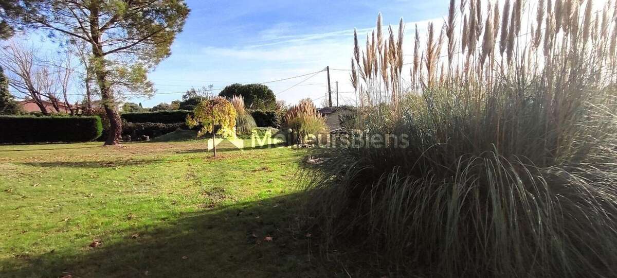Rabastens: beau terrain de 880m2 constructible - photo 2