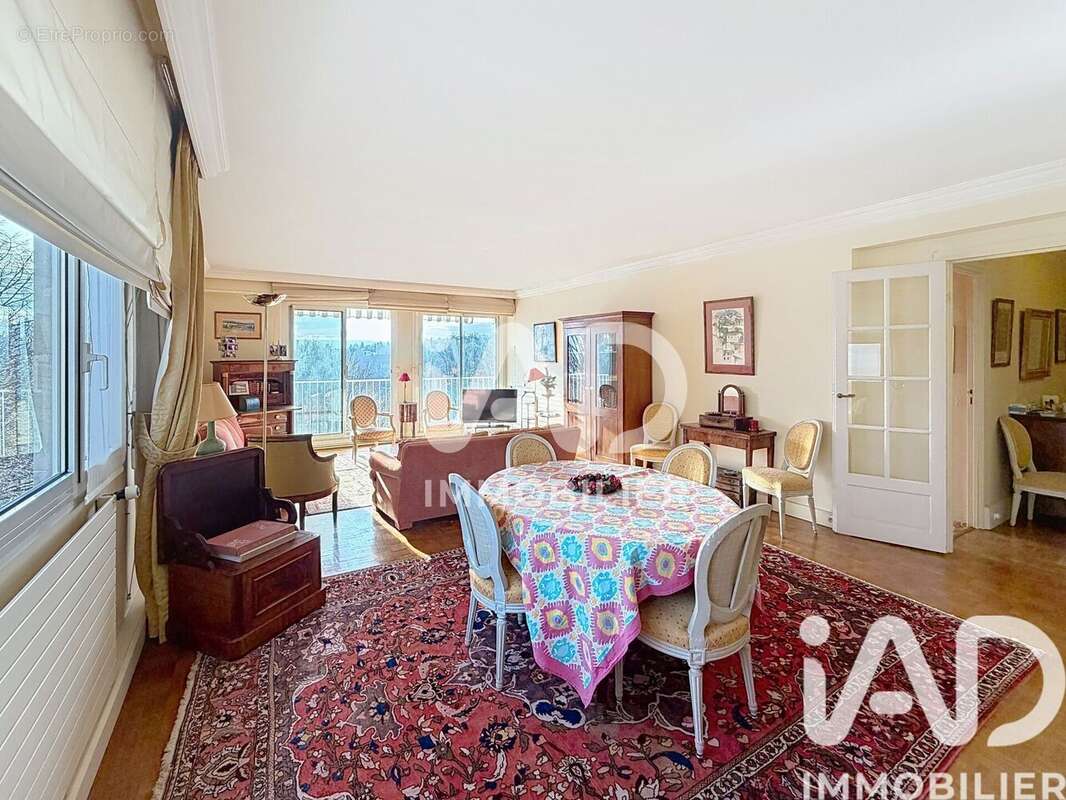 Photo 2 - Appartement à SAINT-GERMAIN-EN-LAYE