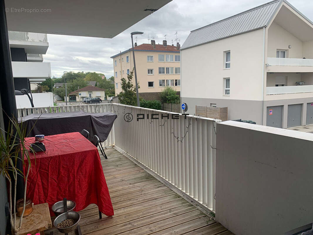 Appartement à BILLERE