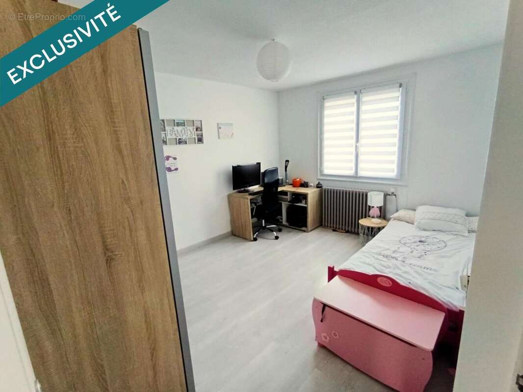Maison 100 m² à Castres  - photo 6