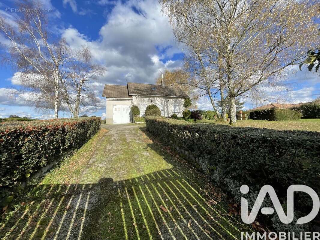 Photo 8 - Maison à MASLEON