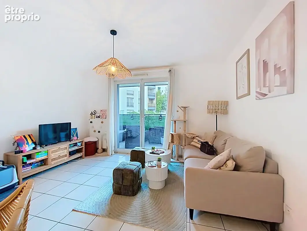 Caluire t2 cote jardin - garage inclus - dpe : c - photo 5