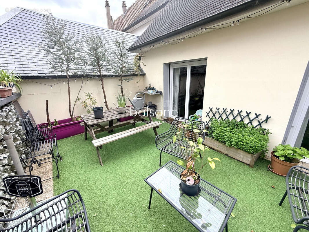 Appartement à LA BOUILLE