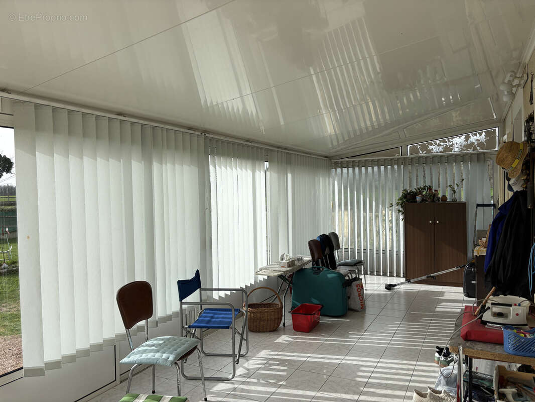 Vicq-Exemplet   Maison de plain-pied avec un jardin clos de 2 228 m2 et une vue dégagée - photo 4