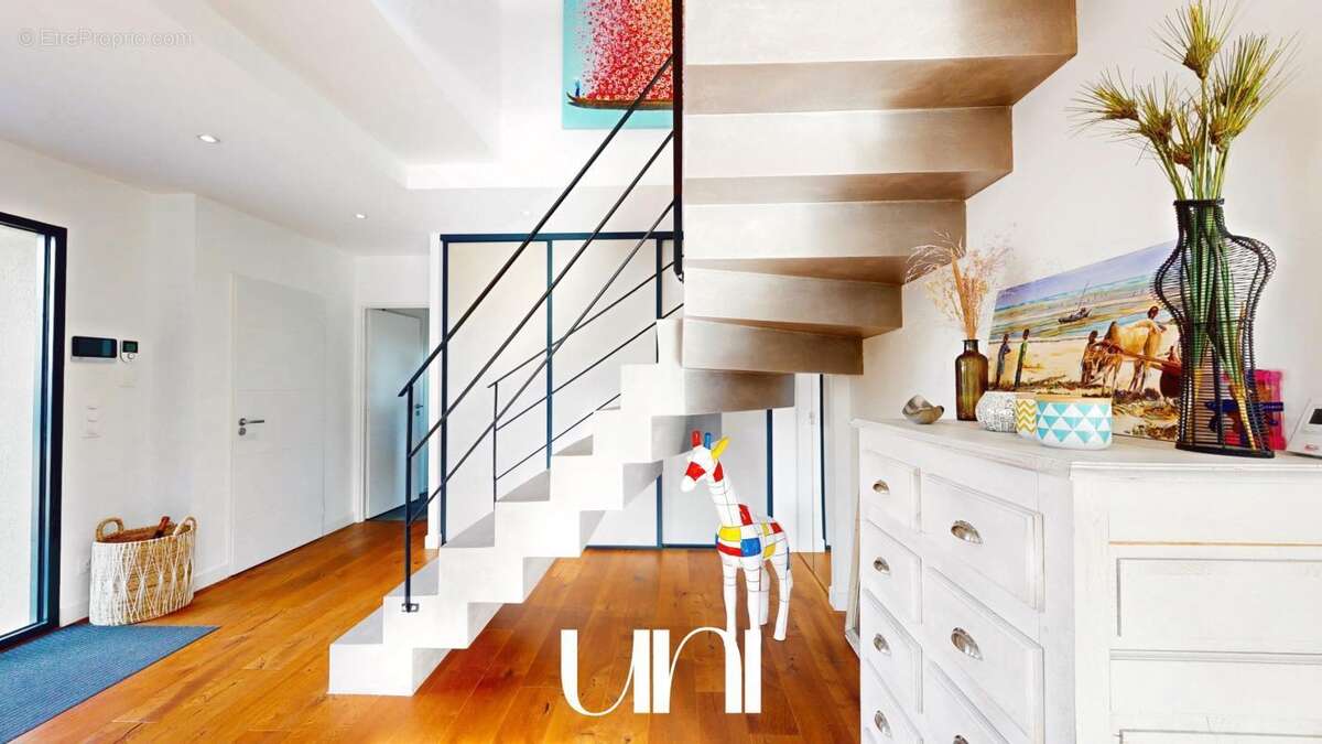 Maison à BRETTEVILLE-L'ORGUEILLEUSE