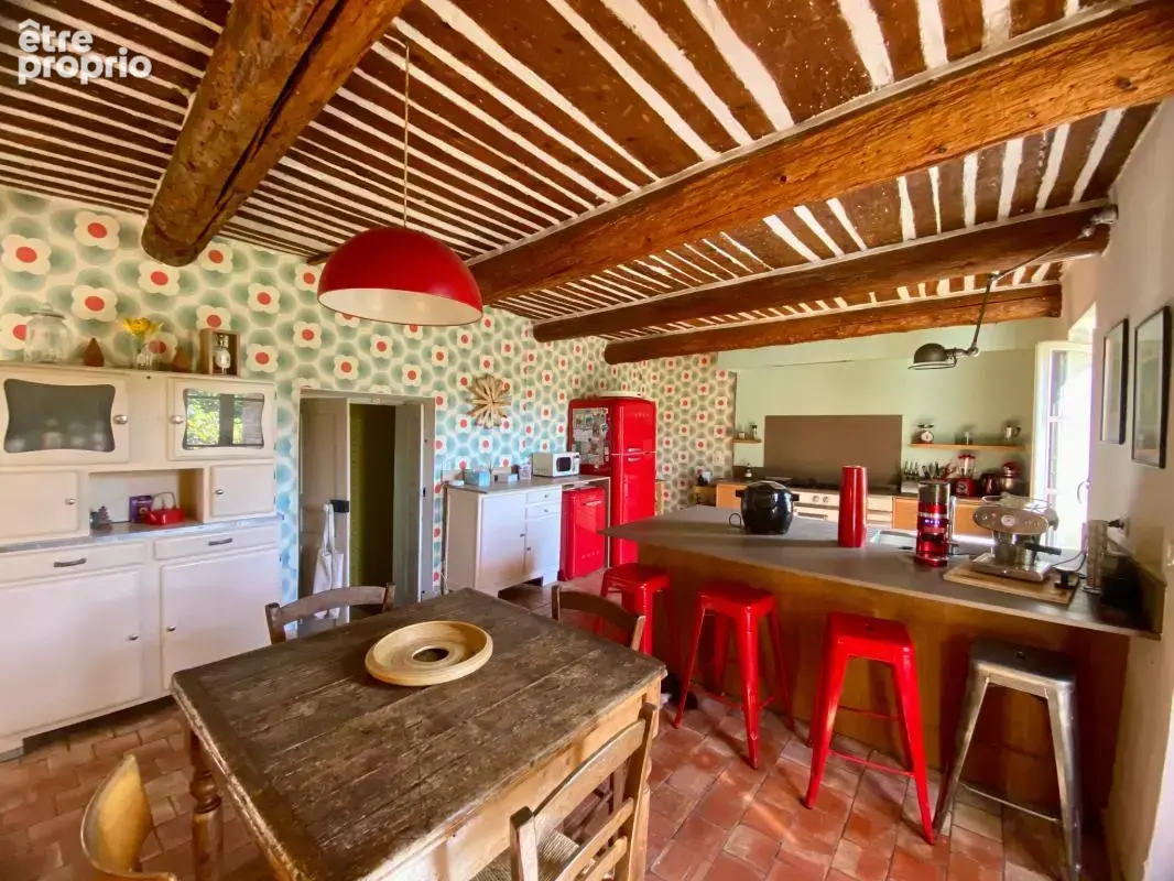 Pélissanne Maison de ville 8 pièces 220m2 - photo 2