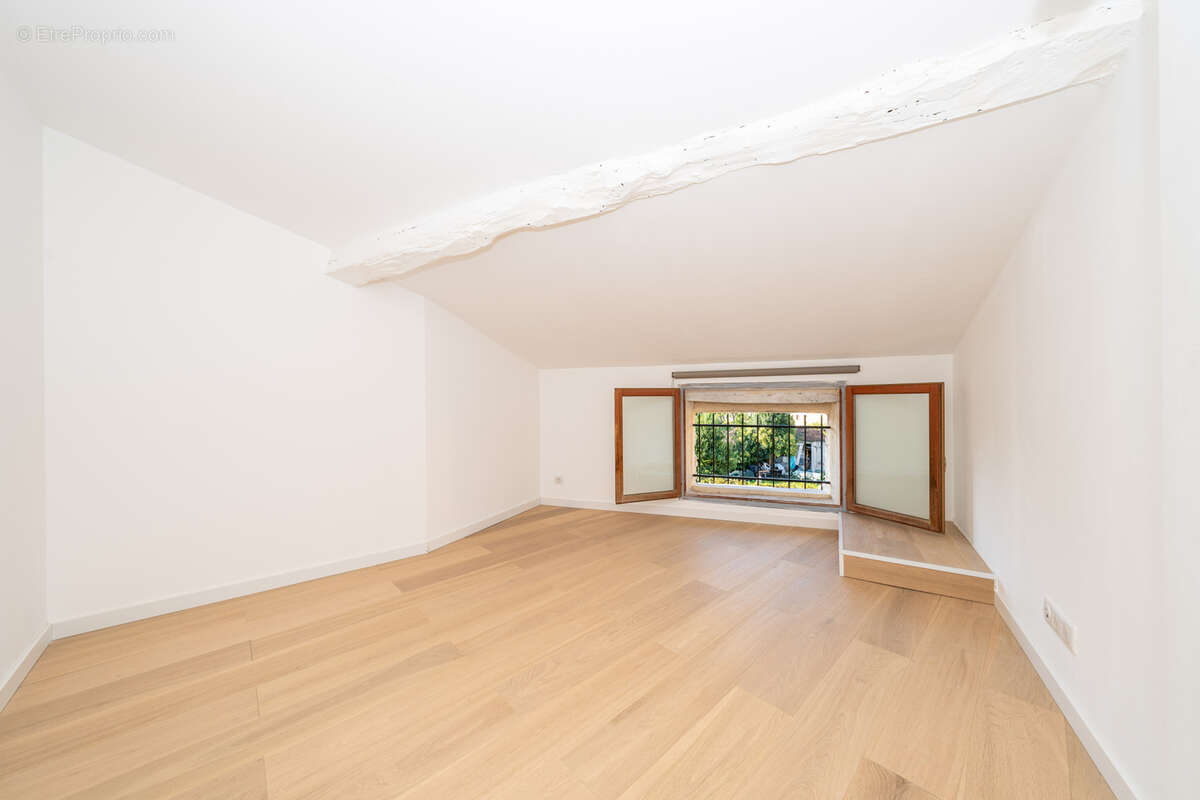 Maison à LA COLLE-SUR-LOUP