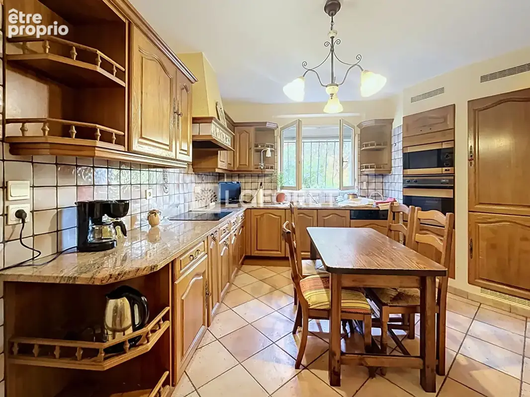 THUIR - Villa familiale 127 m² + terrain 521 m² . À découvrir - photo 3