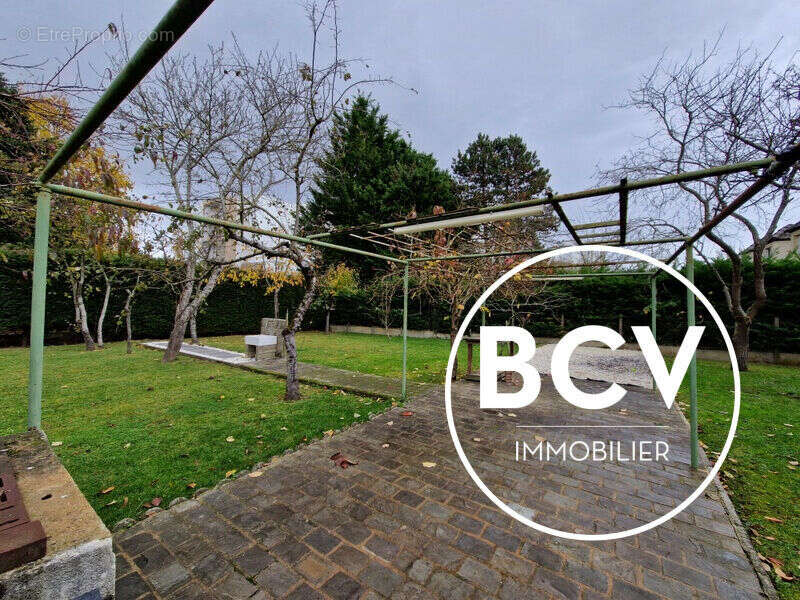 Maison à MAINVILLIERS