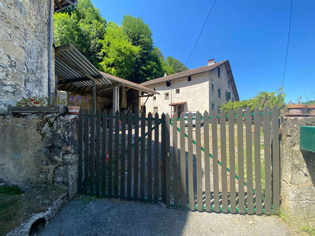 Maison à ORIOL-EN-ROYANS