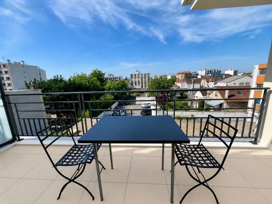 Appartement à SAINT-MAUR-DES-FOSSES