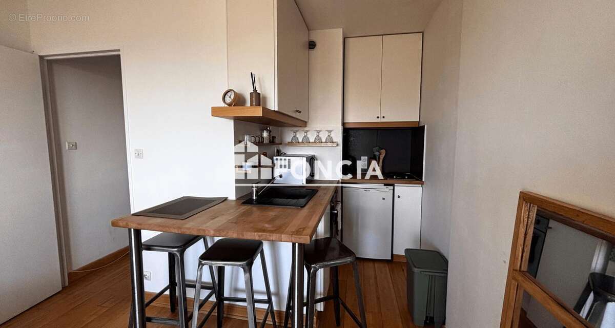 Appartement à SIX-FOURS-LES-PLAGES