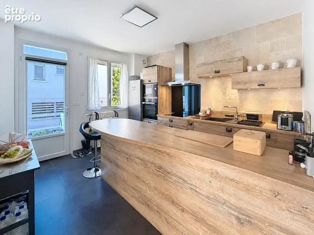 Maison 6 pièces 138 m² à vendre à Saintes (17100) - photo 13
