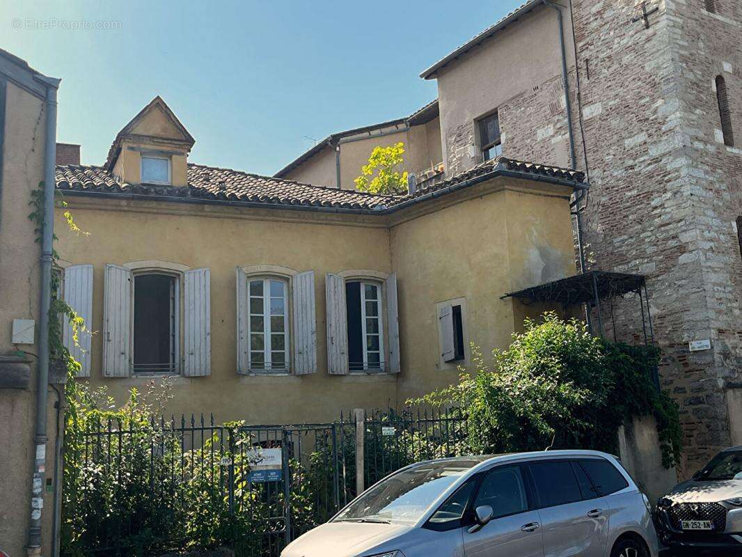 Maison à CAHORS